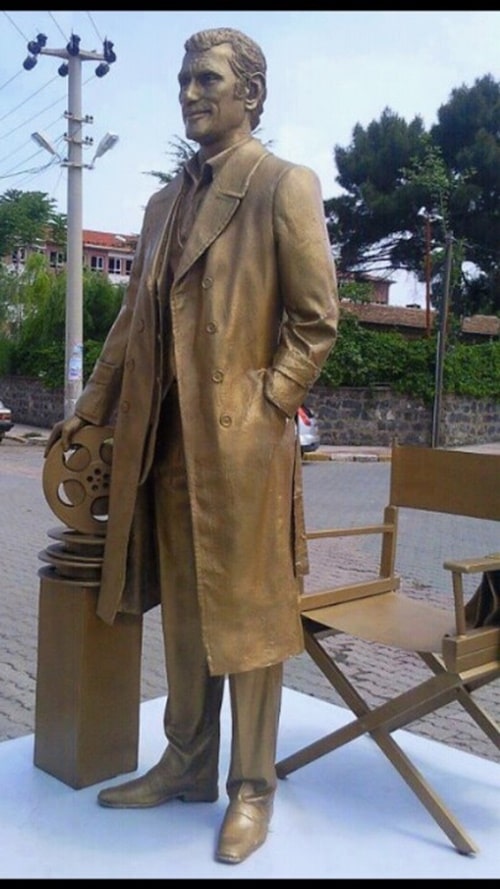 Yilmaz Güney Statue